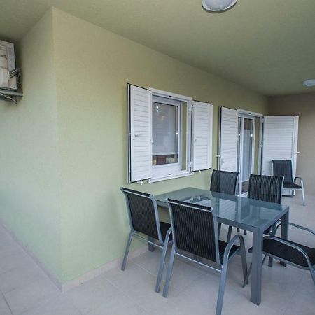 Arena Apartment 5-Stars Premium-Accommodation Макарська Екстер'єр фото